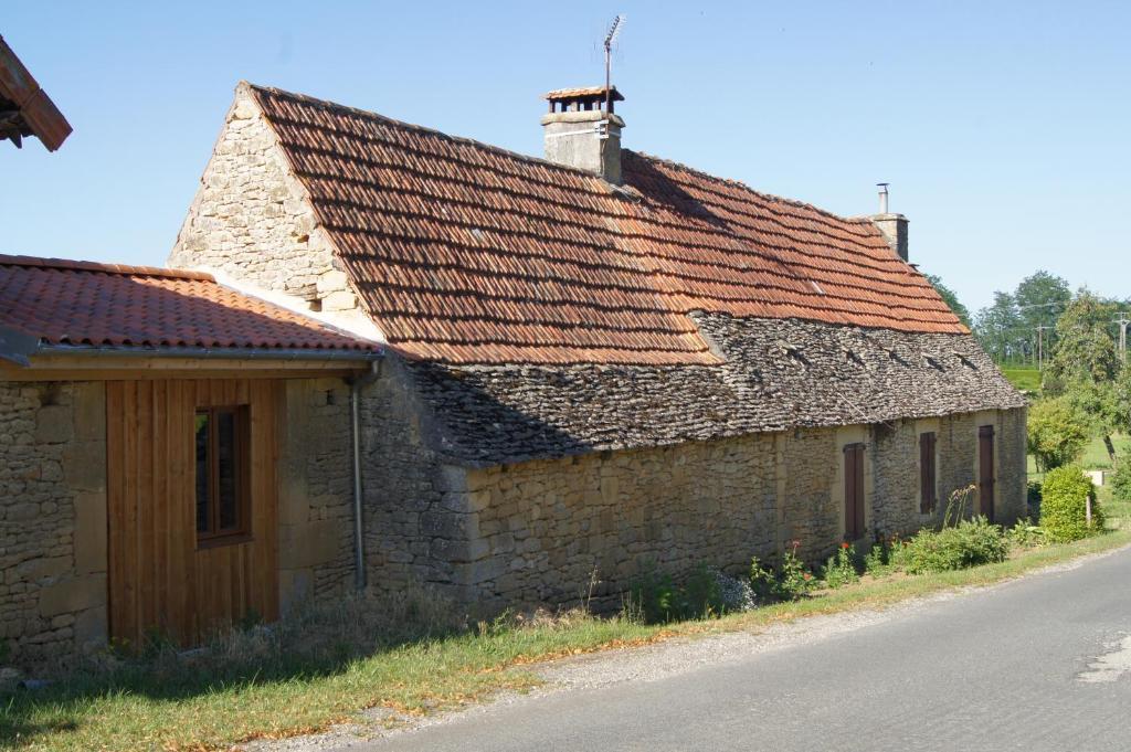 Chambres D'Hotes L'Oustralac La Chapelle-Aubareil Luaran gambar